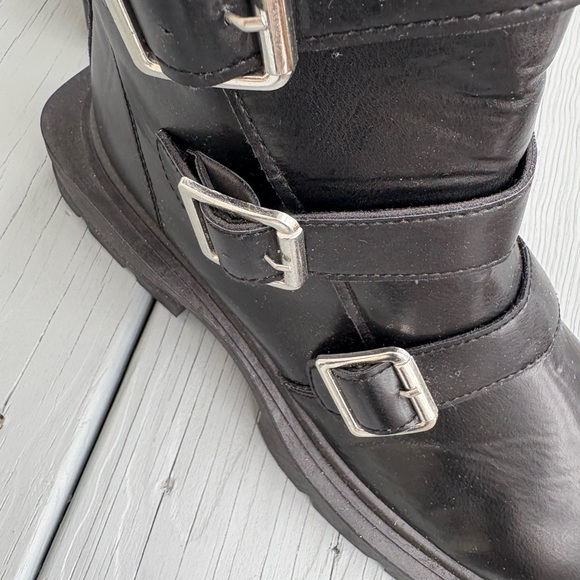 Black Combat Boots by Rouge Helium - Picture 4 of 10